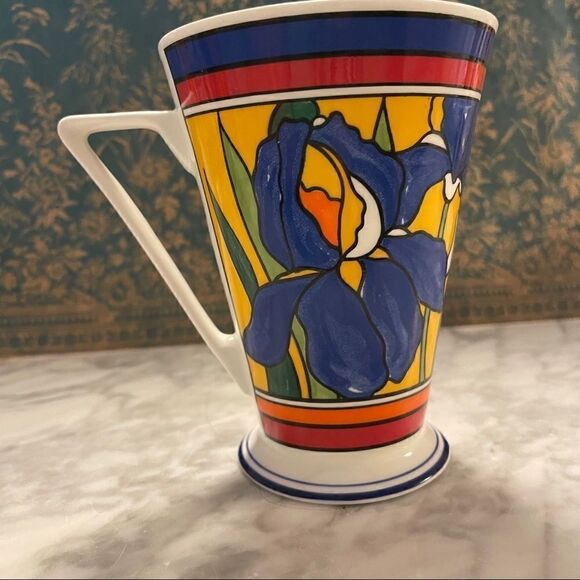 Pair of Vintage Clarice Cliff Style Iris Mugs - Picture 4 of 6